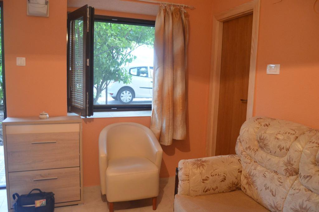 קוטור Apartments Bucin מראה חיצוני תמונה