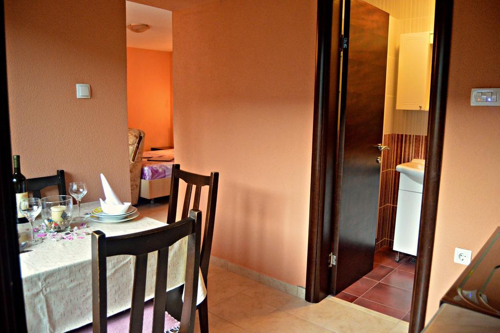 קוטור Apartments Bucin מראה חיצוני תמונה