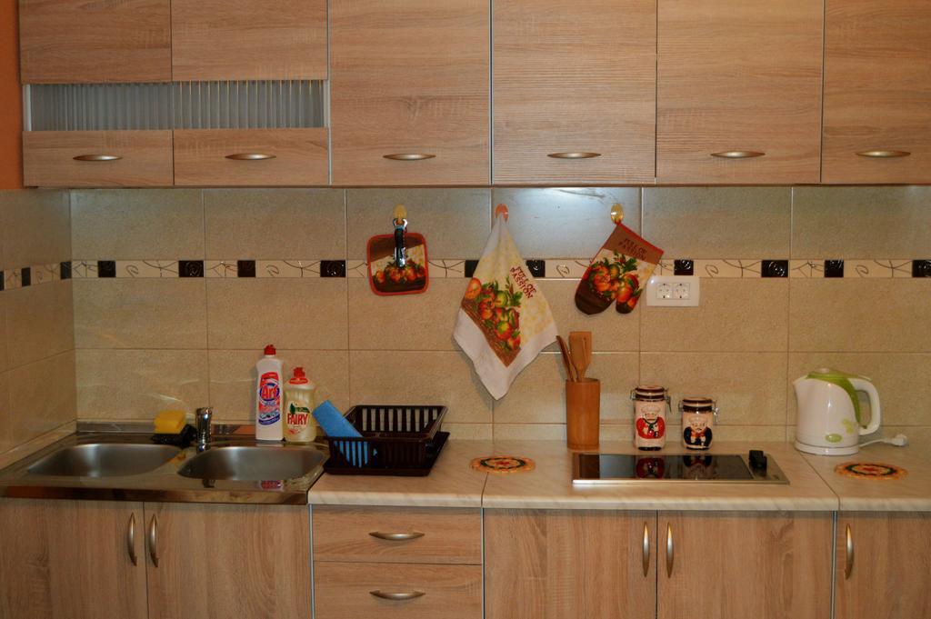 קוטור Apartments Bucin מראה חיצוני תמונה